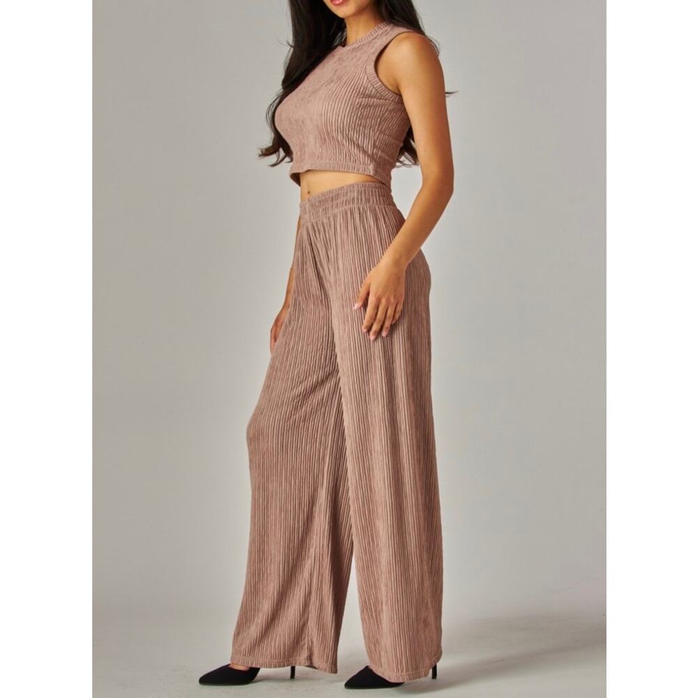 Plus Crinkle Plisse Loungewear Set - Picture 2 of 5